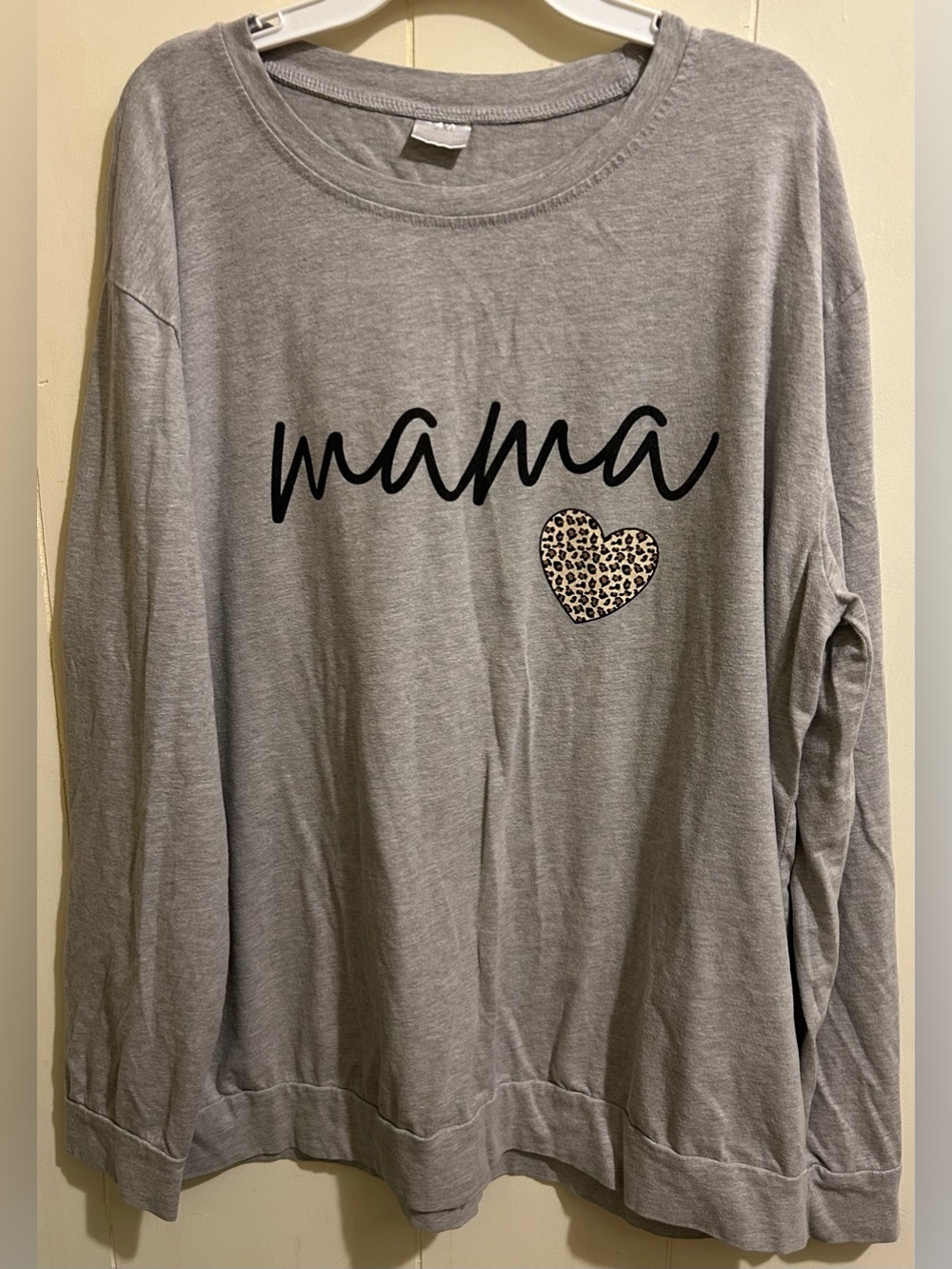 2XL “Mama” Long Sleeve with leopard print heart